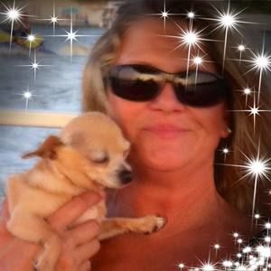 Meet your Posher, Connie